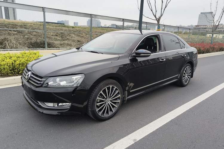 Used Volkswagen Passat 2014 1.8TSI DSG Prestige Edition Exterior 1