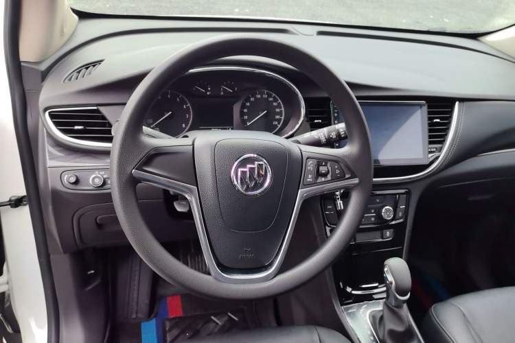 Used Buick Encore 2017 18T Automatic Two-Wheel Drive Urban Leading Model Steering Wheel