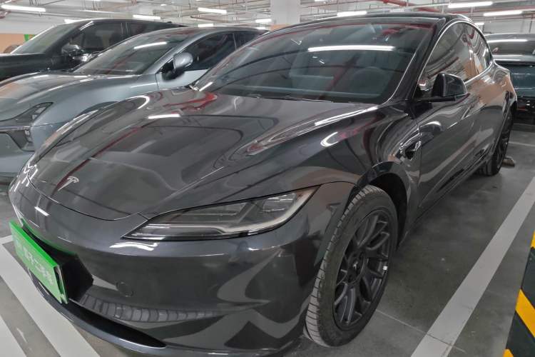 Used Tesla Model 3 2025 Rear-Wheel-Drive Version