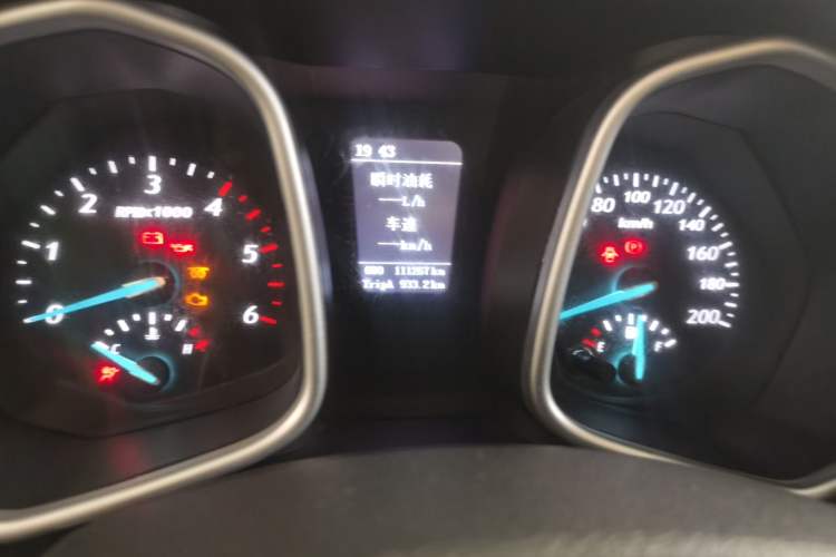 Used Zxauto Terralord 2018 2.5T Diesel Business Edition Two-Wheel Drive Comfortable Large Double Cab SD4V25R-100
