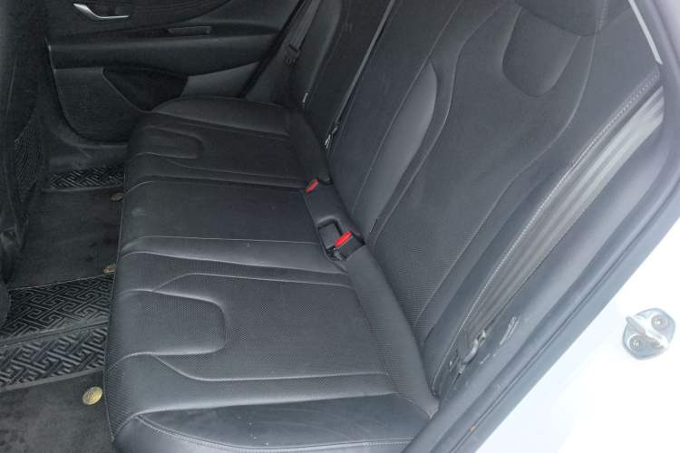 Used Hyundai Elantra 2022 1.5L CVT LUX Prestige Edition
