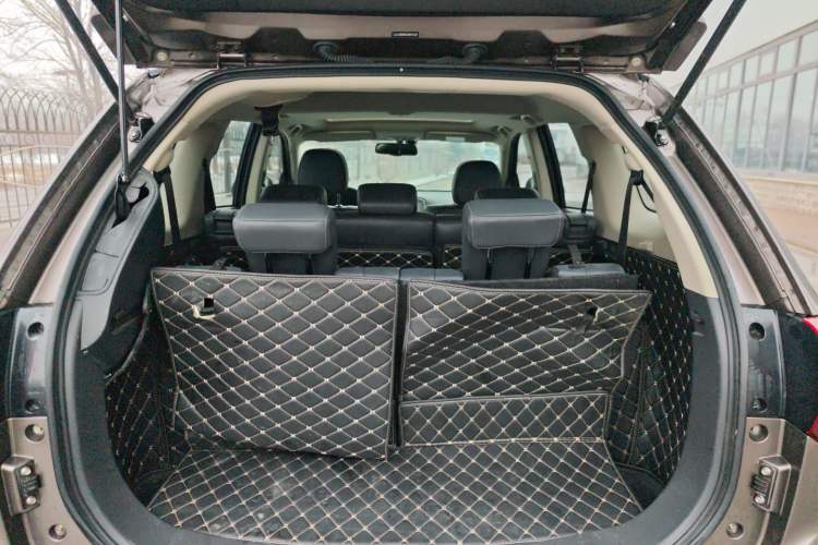 Used Mitsubishi Outlander 2019 2.4L 4x4 Zhi Xiang Edition 7 Seats China V Emission Standard
