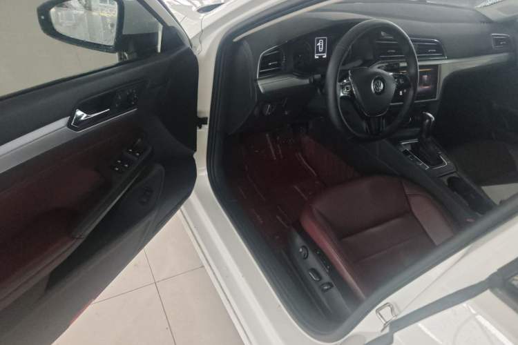 Used Volkswagen Lamando 2021 230TSI DSG Fashion Edition