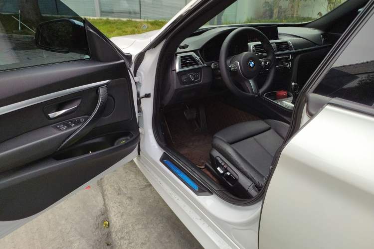 Used BMW 3 Series GT 2019 320i M Sport Package
