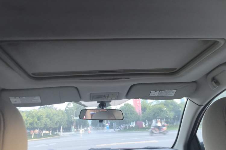 Used Changan Alsvin V5 2012 1.5L Manual Sport Version China IV Standard