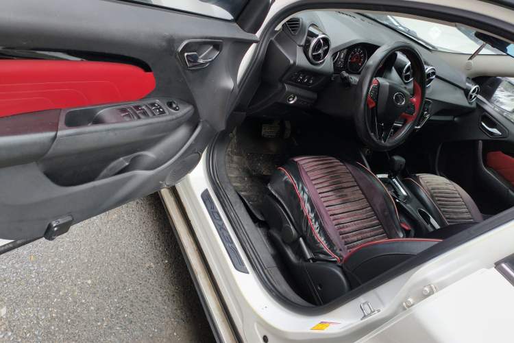 Used Soueast DX3 2016 1.5T SRG CVT Flagship Edition