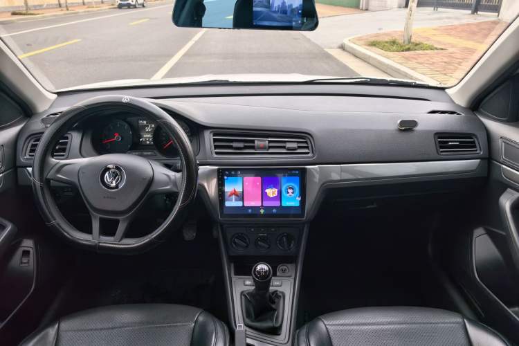 Used Volkswagen Lavida 2019 Lavida Start 1.5L Manual Fashion Edition China VI Standard