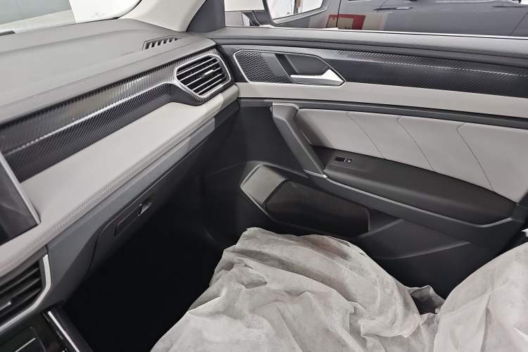 Used Volkswagen Tayron 2024 330TSI Two-Wheel Drive Luxury Plus Advanced Version
