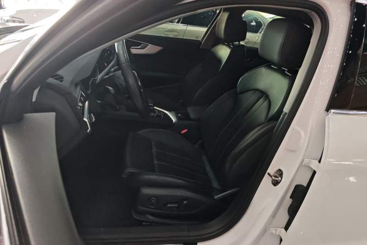 Used Audi A4L 2023 40 TFSI Fashion Dynamic Model