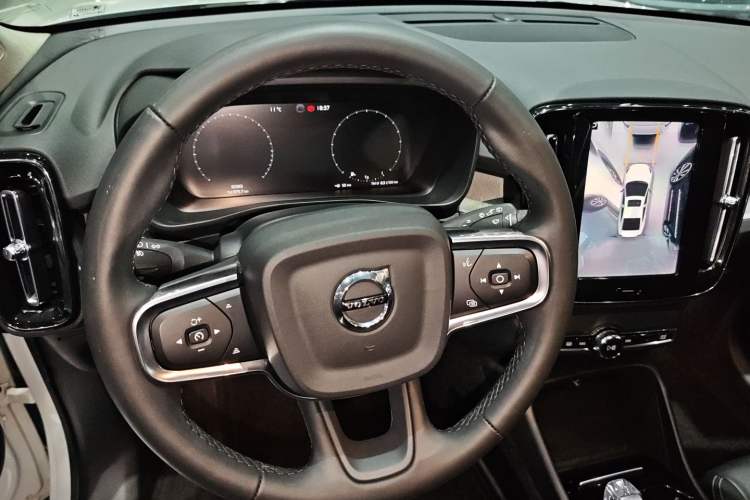 Used Volvo XC40 2022 T4 Four-Wheel Drive Smart & Luxurious Edition
