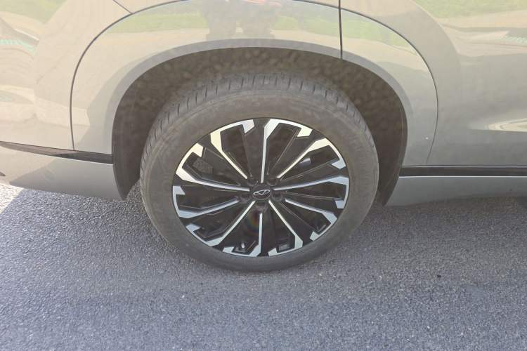 Used Chery Tiggo 9 2024 2.0T Automatic Two-Wheel Drive Ultra-Comfortable Deluxe Edition