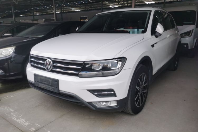 Used Volkswagen Tiguan L 2017 330TSI Automatic Two-Wheel Drive Luxury Edition