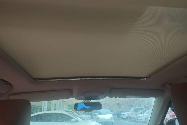 Used Zotye T700 2017 1.8T Dual-Clutch Prestige Model
