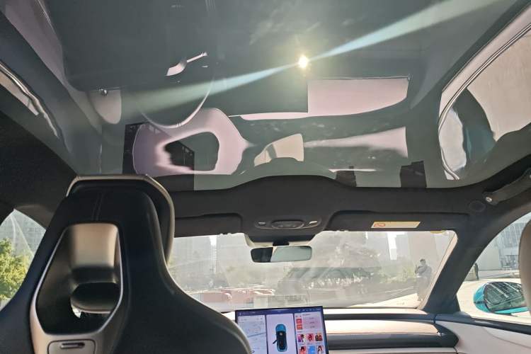 Used Xiaomi Auto SU7 2024 Four-Wheel Drive Ultra-Long Range Advanced Intelligent Driving Max Edition