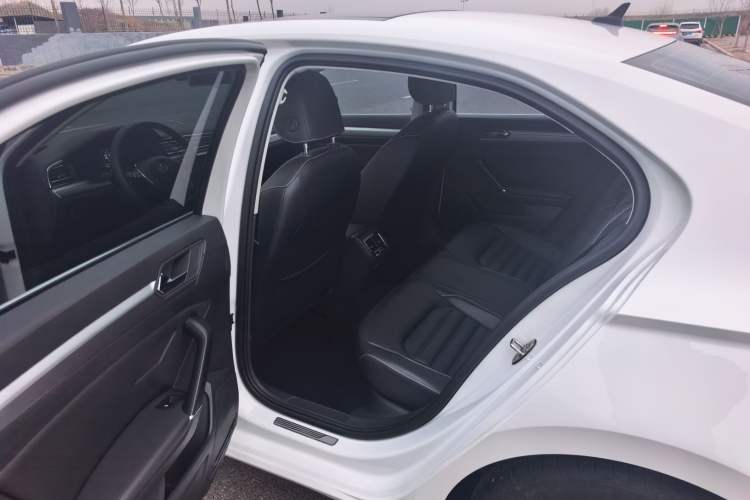 Used Volkswagen Lamando 2019 280TSI DSG Comfort Edition China VI standard
