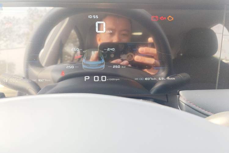 Used Roewe i5 2024 1.5L CVT Luxury Edition
