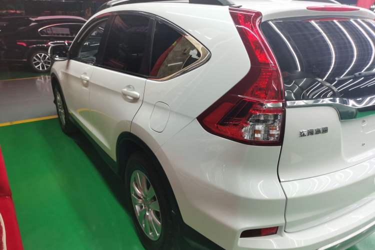 Used Honda CR-V 2016 2.0L Two-Wheel Drive Classic Edition