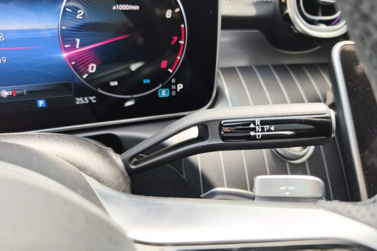 Used Mercedes-Benz C-Class 2023 C 260 L Bright Night Sports Edition Gear Lever