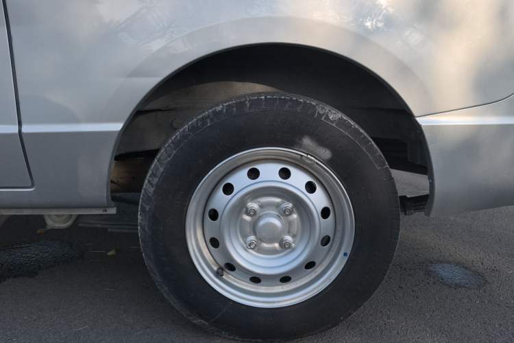 Used Wuling Rongguang S 2021 1.2L Base Model Window-Sealed 5-Seat LSI Car