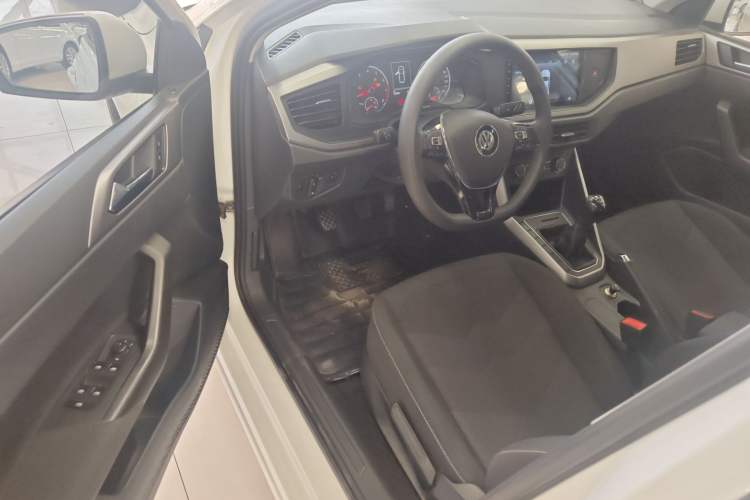 Used Volkswagen Polo 2019 Plus 1.5L Manual Panoramic Enjoyment Edition