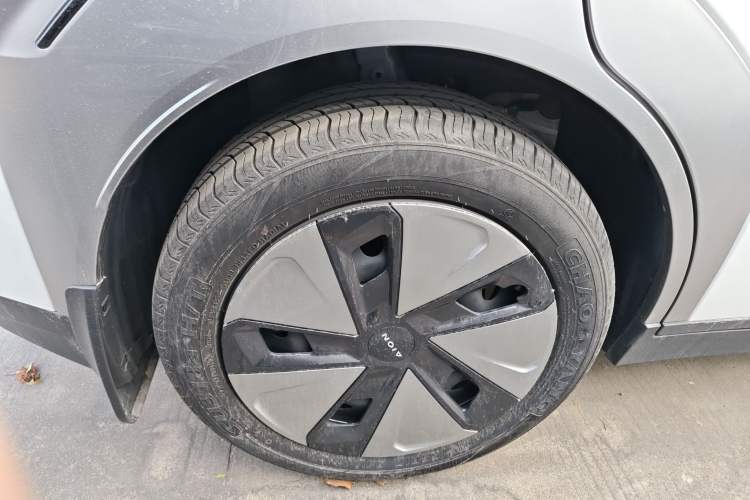 Used AION Y 2023 Younger
