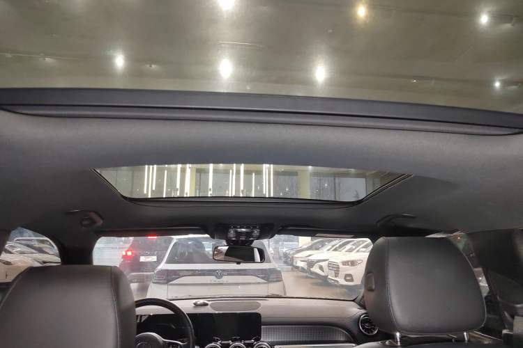 Used Mercedes-Benz GLB 2021 GLB 200 Dynamic Edition Headliner