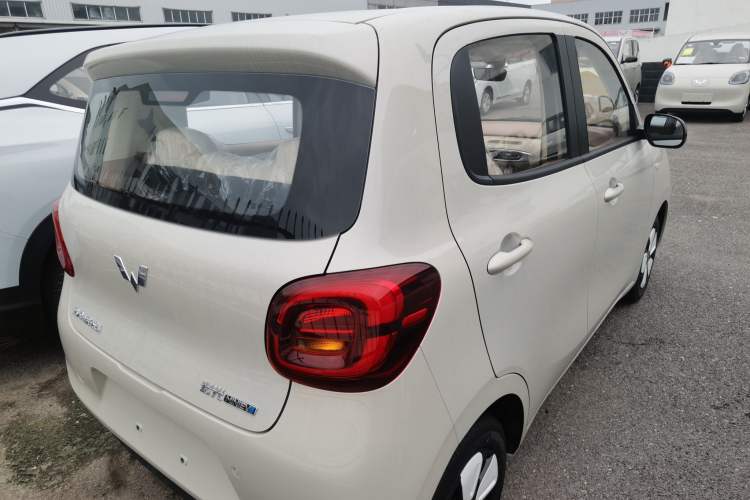 Used Wuling Hongguang MINIEV 2025 Four-Door Version Advanced Edition
