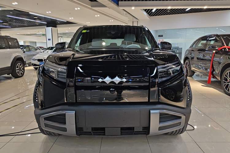 Used Formula Leopard Titanium 3 2025 501KM All-Wheel Drive Intelligent Driving Ultra Version