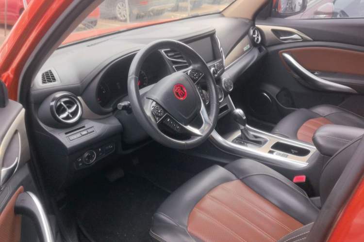 Used BYD Song 2017 Gaishi Upgrade Edition 1.5TID Automatic Luxury Model
