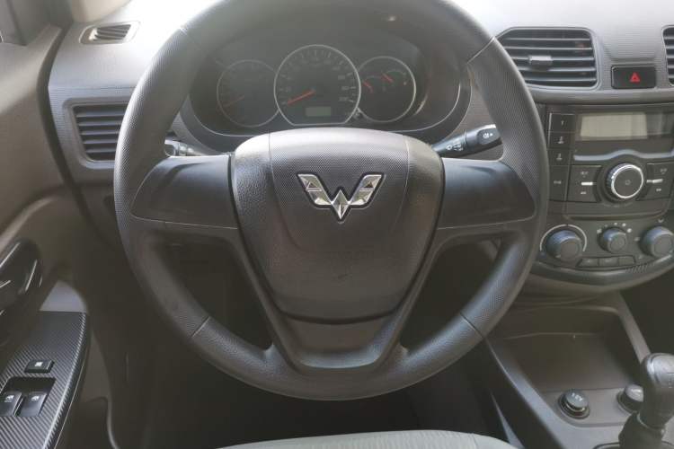 Used Wuling Hongguang 2018 1.5L Classic S Base Model