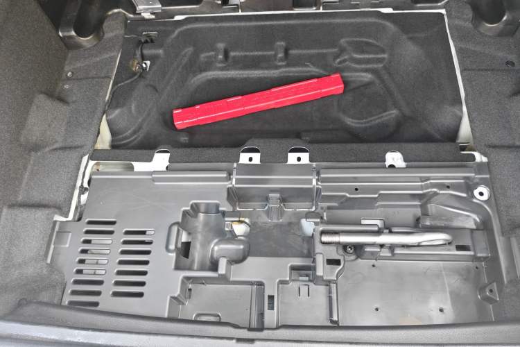 Used Mercedes-Benz GLB 2022 Refresh GLB 200 Dynamic Edition Trunk