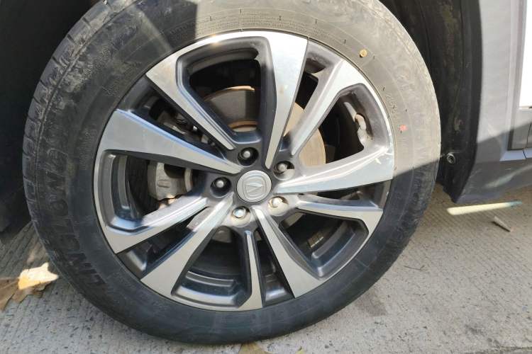 Used CHANGAN CS35PLUS 2021 Revised Version Blue Whale NE 1.4T DCT Luxury Edition
