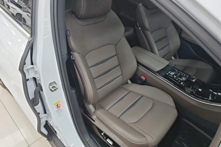 Used BYD Han 2020 EV Long-Range Luxury Model
