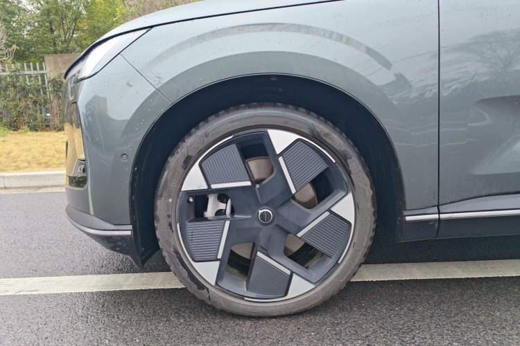 Used Volvo Volvo XC70 Plug-in Hybrid 2026 Model Four-Wheel Drive Long-Range Ultra