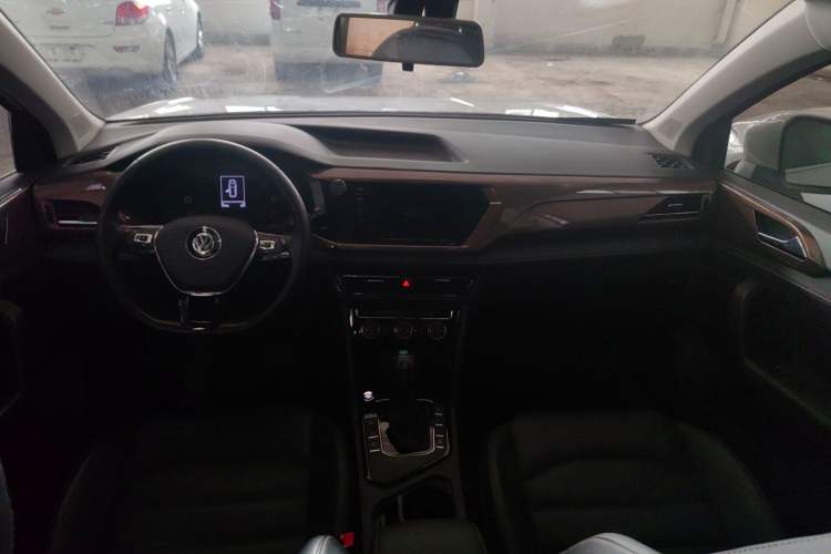 Used Volkswagen Tharu 2020 Restyled 330TSI Four-Wheel Drive Luxury Edition China VI Standard