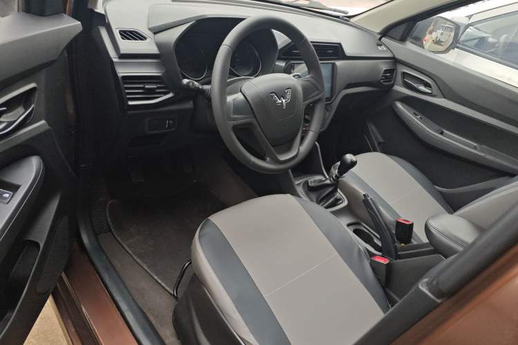 Used Wuling Hongguang 2021 1.5L S Base Version LAR