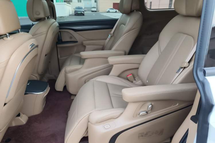 Used Buick GL8 2021 ES Landtrek 653T Luxury Model