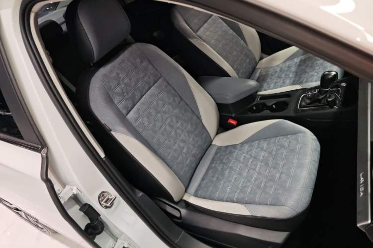 Used Volkswagen Lavida 2023 300TSI DSG Full-Comfort Edition Interior 6