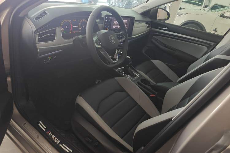 Used Volkswagen Bora 2023 300TSI DSG Prestige Edition