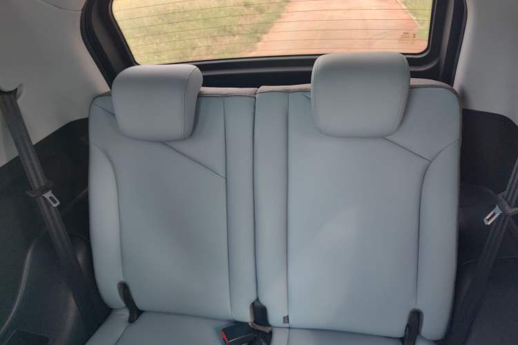 Used Chery Little Ant 2022 Sweet Pink Edition Half-Sugar Version 3-Cell Lithium 30kW 301km