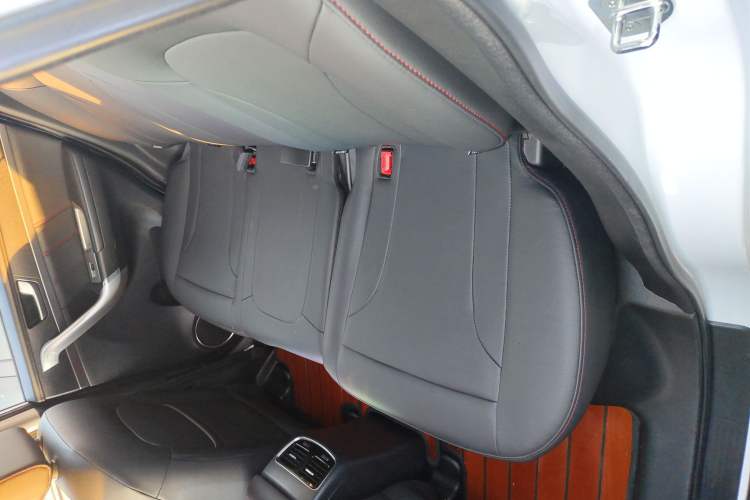 Used Haval M6 2019 1.5T DCT Two-Wheel Drive Value Edition China VI Standard
