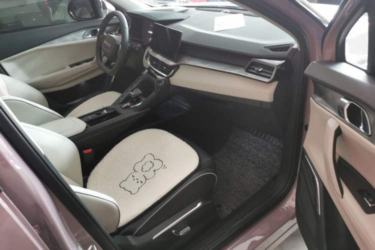 Used Lynk & Co 06 2023 Remix 1.5T Shero