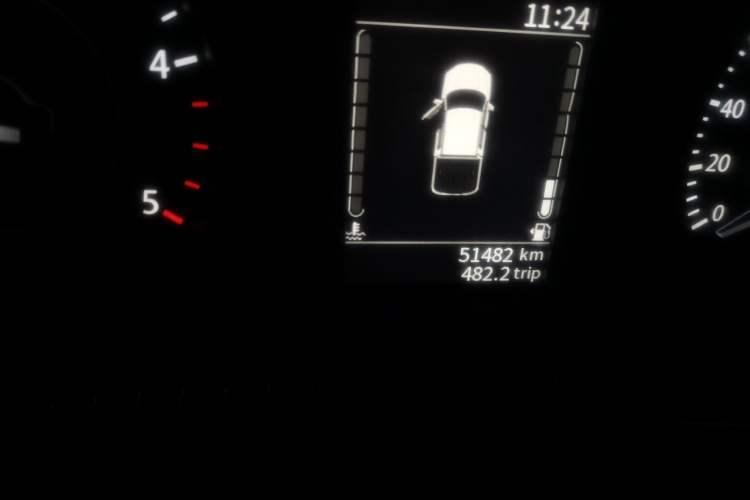 Used JMC Baodian 2023 2.5T Diesel Two-Wheel Drive Luxury Edition Standard Wheelbase JX4D25A6L