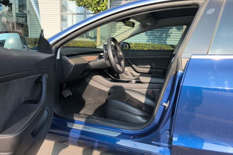 Used Tesla Model 3 2019 Standard Range Rear-Drive Upgraded Version