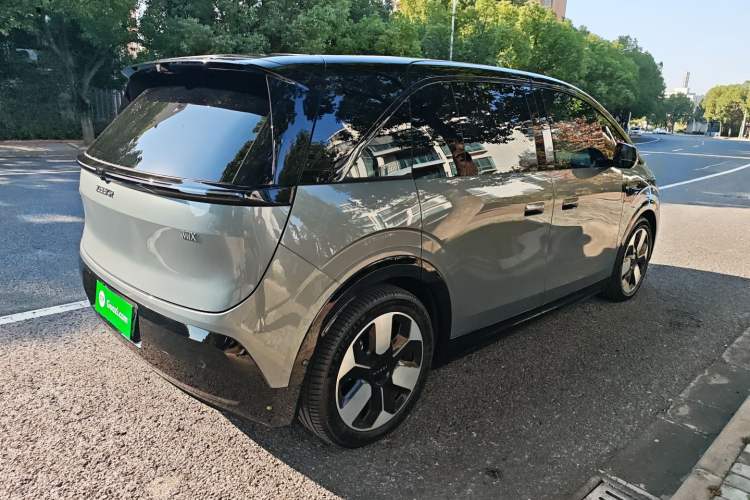 Used Zeekr MIX 2025 Intelligent Driving Version
