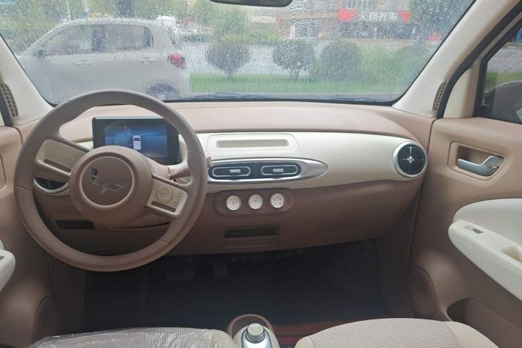 Used Wuling Hongguang MINIEV 2025 Four-Door Version Advanced Edition