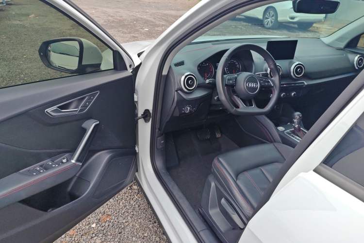 Used Audi Q2L 2022 35 TFSI Progressive Dynamic Edition Driver Seat