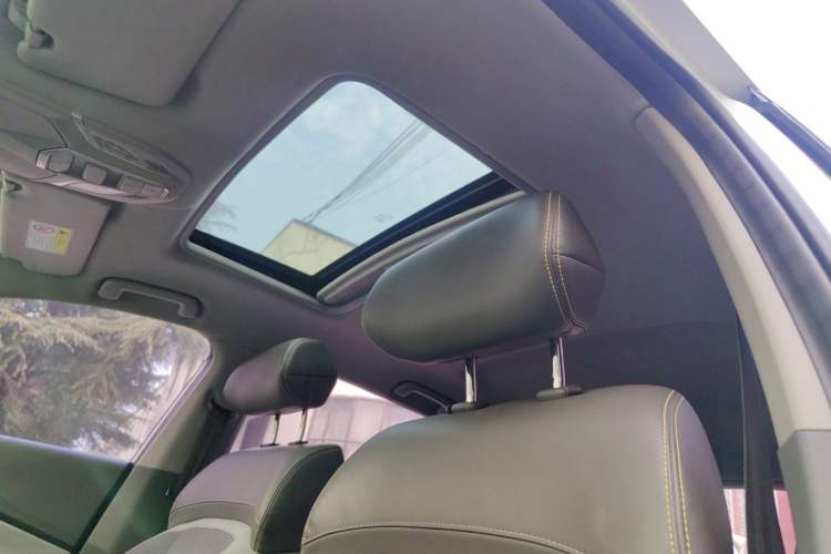 Used Baojun RC-5 2020 1.5L Manual Smart Luxury Edition
