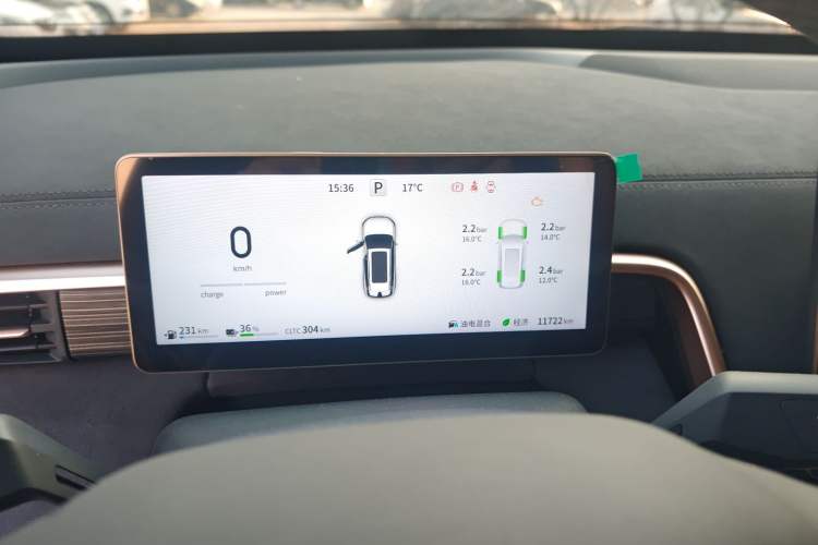 Used Dongfeng eπ eπ008 2024 210Max Range-Extended Version 6 Seats