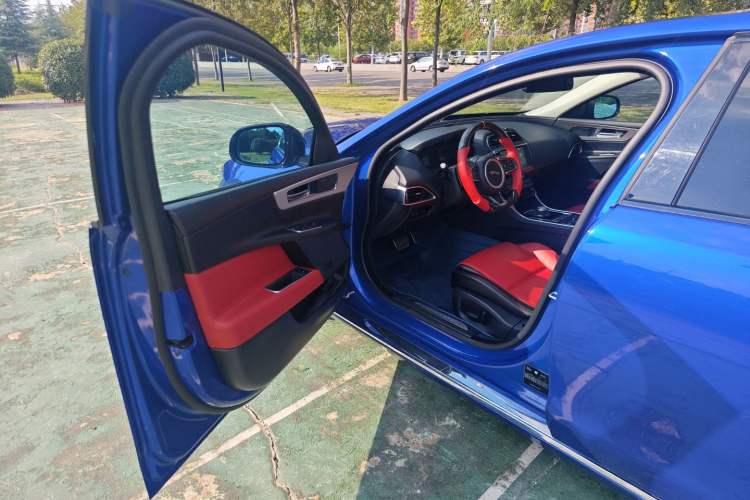 Used Jaguar XEL 2019 2.0T 200 PS Deluxe Edition